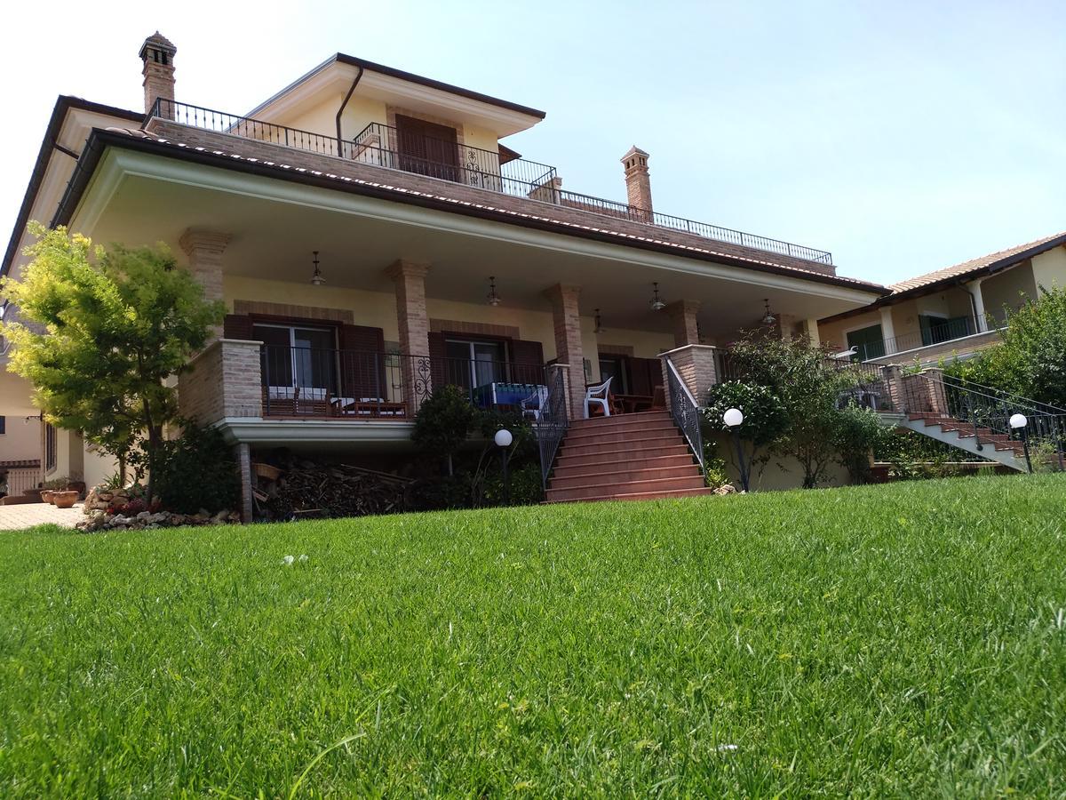 B&B Villa Sole Controguerra Exterior foto